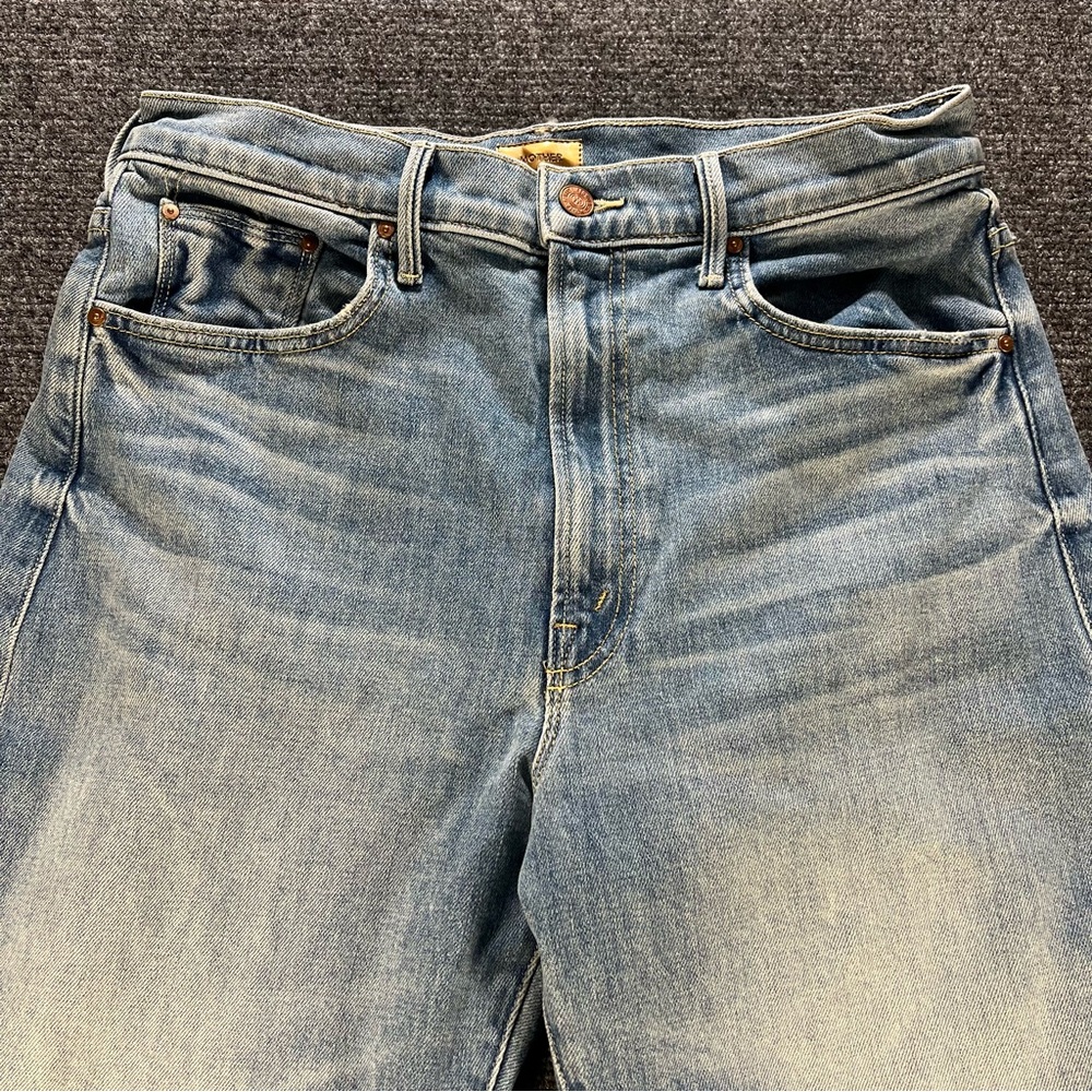 MOTHER Lil’ Lasso Sneak Wide Leg Jeans Size 31 in Ivy League Cowboy $248 - Picture 2 of 10
